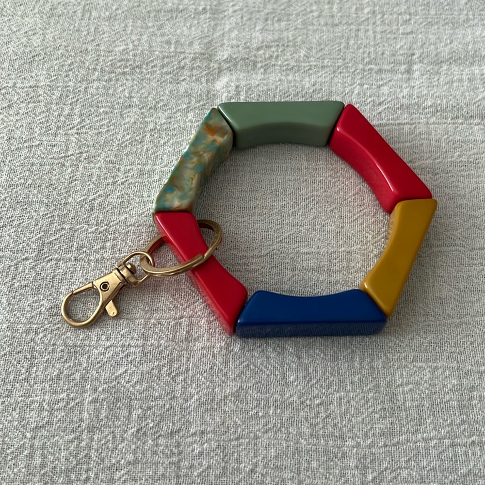 Keychain bracelet